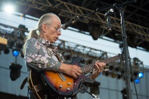 Yes sort Dare To Know, la deuxième chanson tirée de son nouvel album à venir, The Quest