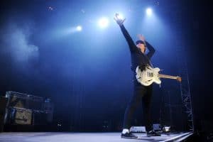 Tom DeLonge révèle qu&rsquo;il existe une chanson inédite de Blink-182 sur Hitler