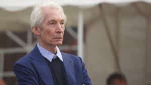 The Rolling Stones : Mick Jagger rend hommage à Charlie Watts : « Il était le battement de cœur du groupe »
