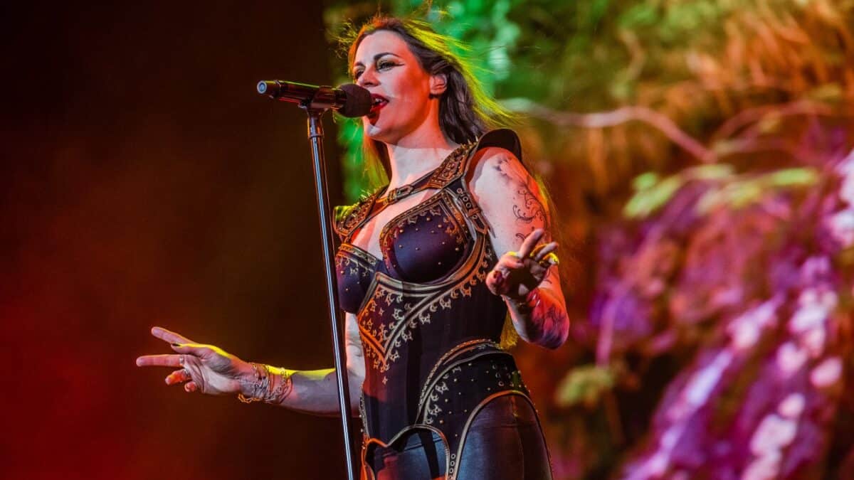 Nightwish : Écoutez Fire, le premier single solo de la chanteuse Floor Jansen
