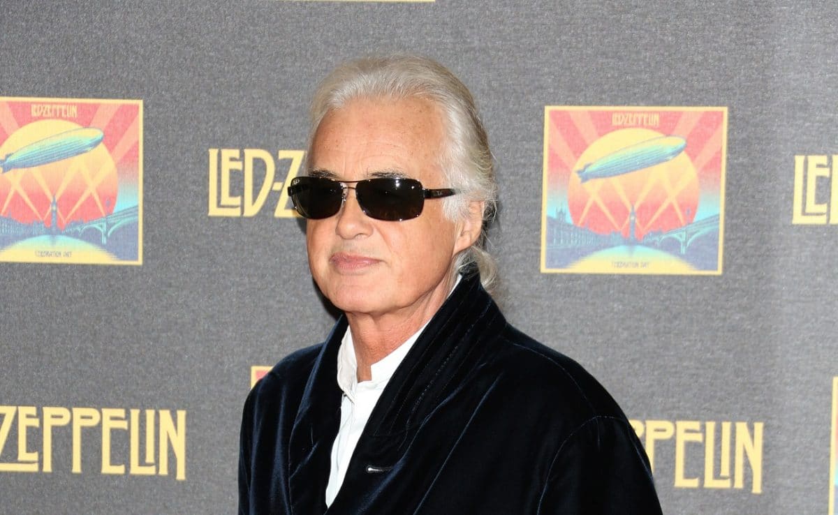 Voici quelques extraits de la performance surprise de Jimmy Page au Rock And Roll Hall Of Fame