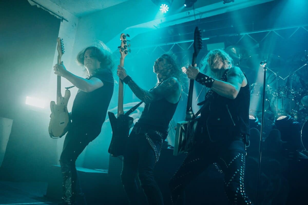 « Pourquoi se rabaisser à ça ? » : Oscar Dronjak explique pourquoi HammerFall ne veut pas représenter la Suède à l&rsquo;Eurovision