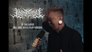 Regardez la performance impressionnante du chanteur de Lorna Shore sur Of The Abyss (en une seule prise)