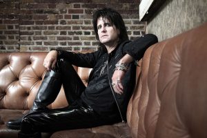 Kee Marcello, ancien guitariste de Europe, fustige Poison pour avoir « volé » une de ses chansons : « Je ne veux plus voir ces c*nnards »