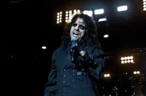 « Ça nous a coupé le souffle » : Alice Cooper évoque la disparition d’Ozzy Osbourne