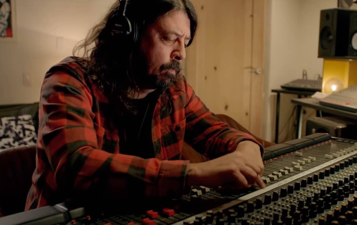 La campagne de Trump défend l&rsquo;utilisation de la chanson My Hero des Foo Fighters dans le cadre d&rsquo;une controverse sur l&rsquo;octroi de licences