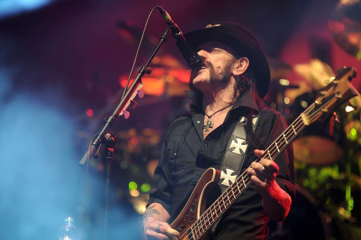 Une statue de Lemmy, le leader de Motörhead, sera érigée dans sa ville natale au Royaume-Uni