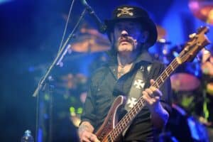 Motörhead : Une partie des cendres de Lemmy est enfouie dans sa statue au Hellfest