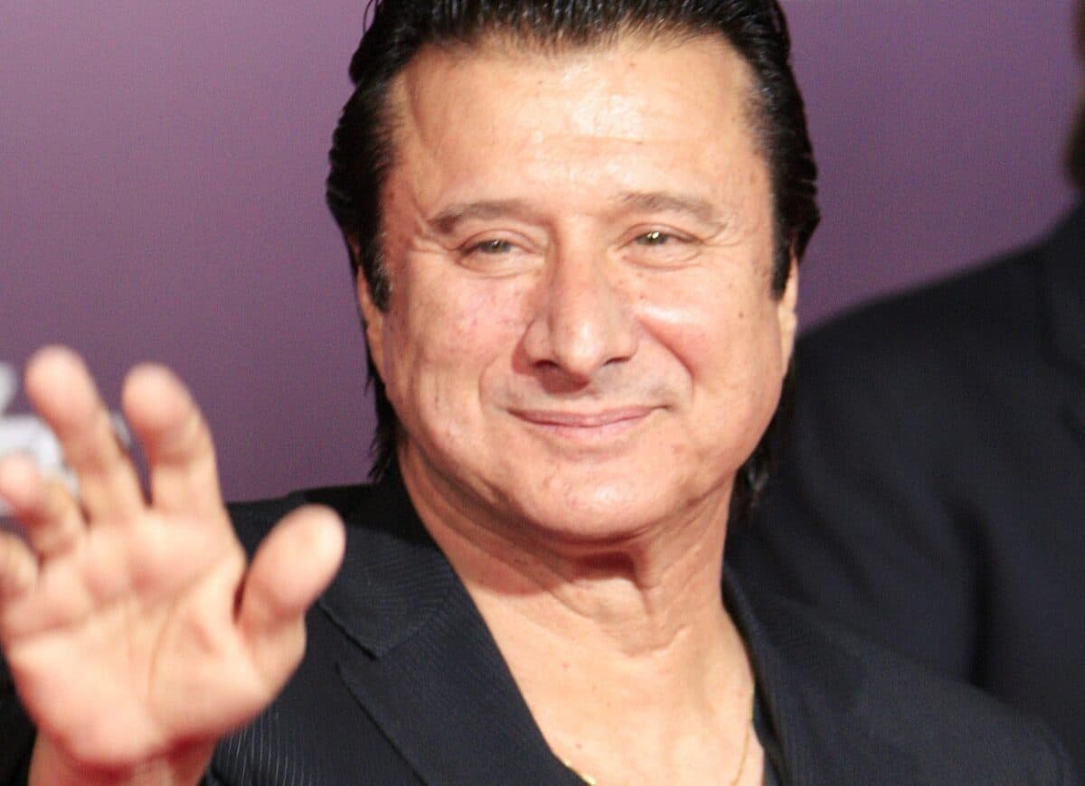 Journey : “Les rumeurs (…) ne sont tout simplement pas vraies” — Steve Perry clarifie sa position avant la tournée d’adieu
