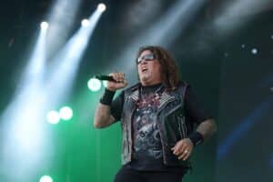Testament travaille sur des « riffs écrasants » et des « rythmes de batterie effrénés » : « De nouveaux enregistrements arrivent bientôt ! »
