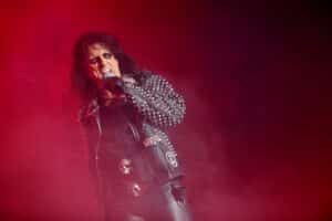Alice Cooper travaillerait sur deux nouveaux albums de Hard Rock « complètement différents »