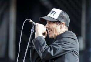 Anthony Kiedis (Red Hot Chili Peppers) repéré avec un survêtement Cradle of Filth à plus de 2 000 euros