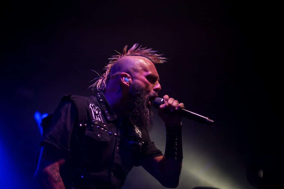 Killswitch Engage va commencer à travailler sur les démos de son prochain album : « Nous ne savons pas ce que le monde va nous offrir »