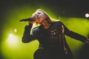 Lacuna Coil : Andrea Ferro raconte un succès bâti pas à pas sur près de trente ans