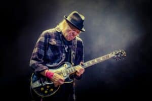 Pour protester contre Trump, Neil Young offre son catalogue musical aux habitants du Groenland
