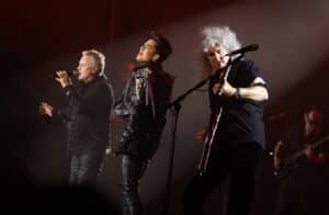 « Peu de gens le savent, mais Queen a tenté quelques trucs en studio » : Brian May continue de nourrir les espoirs des fans du groupe de rock légendaire
