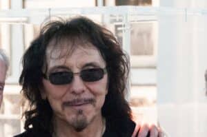Tony Iommi, guitariste de Black Sabbath, s&rsquo;apprête à écrire un nouvel album