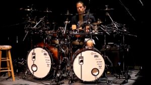 Chris Adler (ex-Lamb of God) lance un nouveau groupe : Shallow Rising