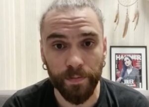 Le bassiste du groupe de Metal ukrainien Jinjer publie un nouveau message vidéo depuis Kiev : « Cette guerre ne peut être justifiée par rien »