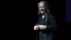 Bruce Dickinson, d&rsquo;Iron Maiden, cite ce qu&rsquo;il estime être sa meilleure chanson