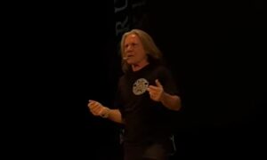 Iron Maiden : Bruce Dickinson explique pourquoi il a dû quitter le groupe il y a presque 30 ans
