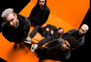 Novelists FR sort un nouveau single, Smoke Signals, et annonce l&rsquo;album Déjà Vu