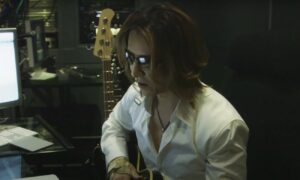 La rock star japonaise Yoshiki fait un don de 10 millions de yens à des causes humanitaires en Ukraine