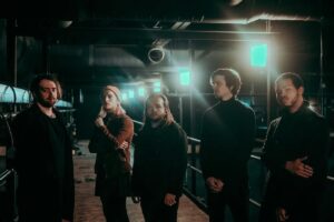 Hollow Front et le batteur Devin Attard se séparent