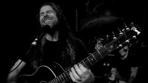 Coheed And Cambria dévoile une reprise acoustique de Love Gun de Kiss