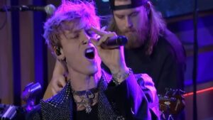 Machine Gun Kelly est le seul nouvel artiste Rock à figurer dans le classement Billboard des meilleures ventes de 2022