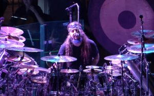 Mike Portnoy (Sons Of Apollo, ex-Dream Theater, etc.) tacle Spotify par rapport à sa politique de rémunération des artistes : « F*ck Spotify »