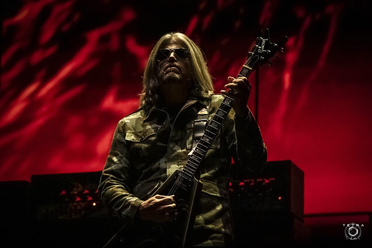 Tool : Adam Jones pense que les longues périodes d&rsquo;attente entre les albums sont bénéfiques
