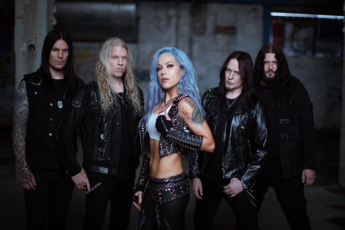 Arch Enemy reporte la sortie de son nouvel album, Deceivers, au mois d&rsquo;août
