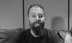 « Il y a des gens qui comprennent et d&rsquo;autres qui ne comprennent pas » ; Le guitariste de Deftones, Stephen Carpenter, explique pourquoi il a arrêté les tournées internationales
