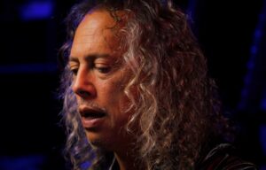Kirk Hammett de Metallica est un adepte de la « non-dualité » : « Nous sommes tous connectés et nous ne faisons qu&rsquo;un »