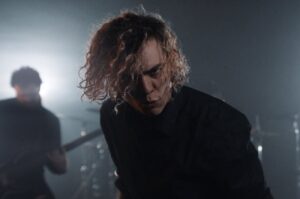 Lorna Shore partage la première portion épique de la chanson éponyme de son nouvel album (en trois parties) ; Pain Remains I : Dancing Like Flames