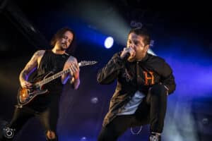 Bury Tomorrow à propos du Hellfest : « C&rsquo;est comme le Disney Land du Metal »