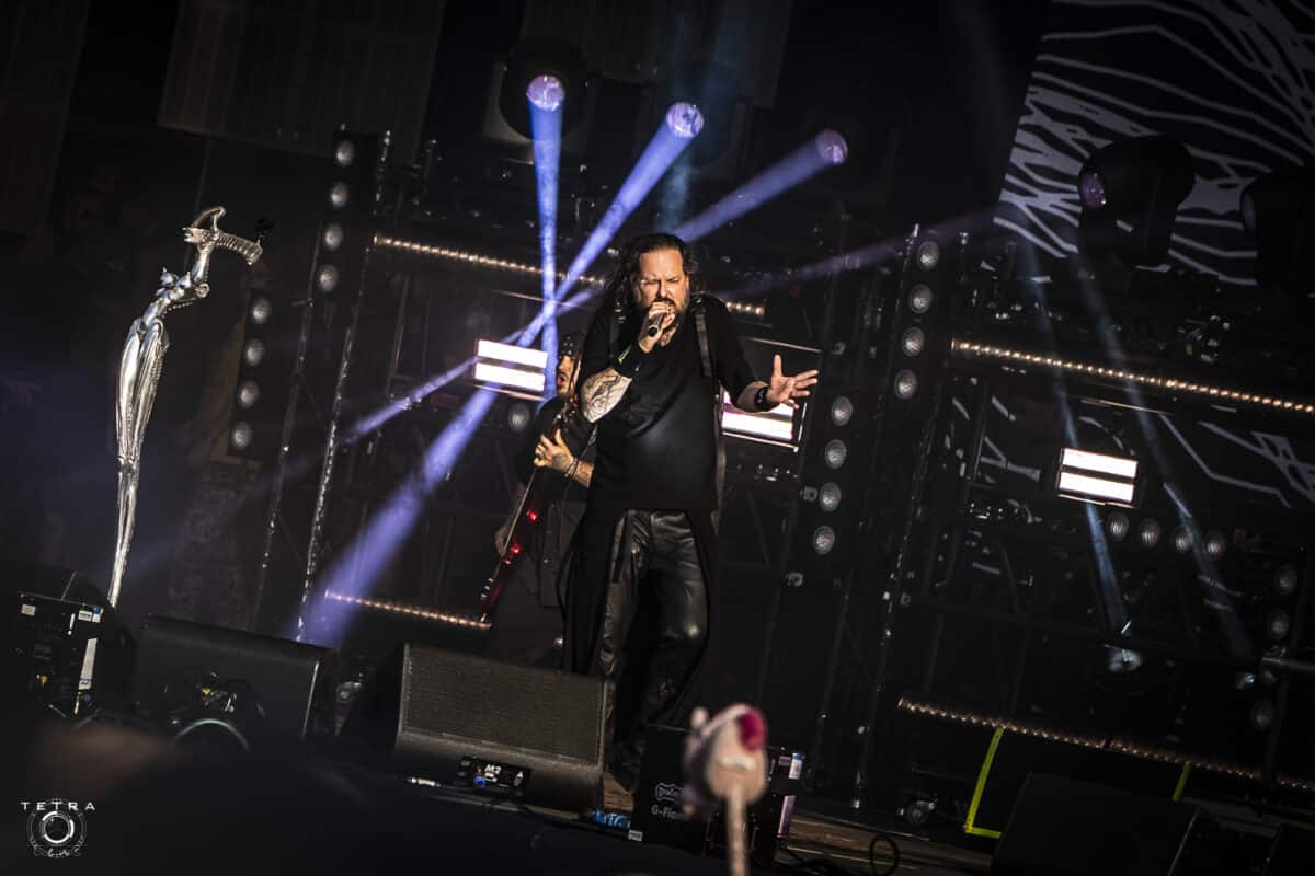 Korn annonce deux concerts en Europe pour 2024 (dont un avec Spiritbox) ; laisse entrevoir une tournée européenne complète