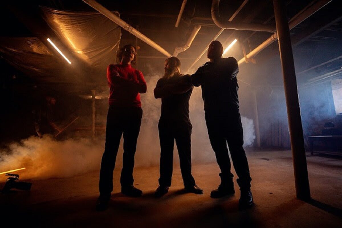 Becoming The Archetype revient avec un nouvel album, Children Of The Great Extinction (son premier depuis 10 ans)