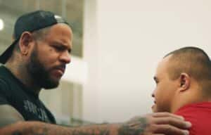 Tommy « The Lone Wolf » Vext (ex-Bad Wolves) sensibilise le public à la trisomie 21 avec son nouveau single The War You Wanted