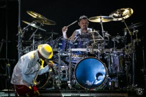 Five Finger Death Punch : écoutez les premières secondes de Eye Of The Storm