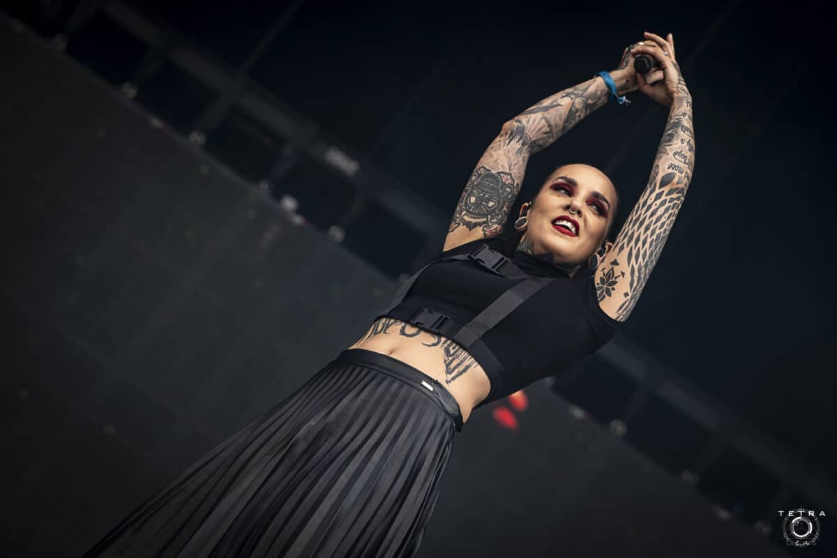Jinjer s&rsquo;est inspiré de la guerre en Ukraine pour écrire de nouvelles chansons