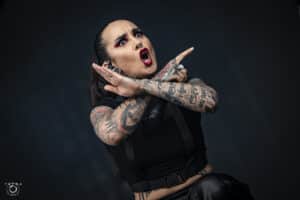 « Ça me fout en rogne » : Tatiana Shmayluk (Jinjer) dénonce les étiquettes dans le metal