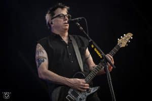 Kevin « Noodles » Wasserman (The Offspring) sur Joey Ramone : « Il est, et sera toujours, mon dieu du rock »