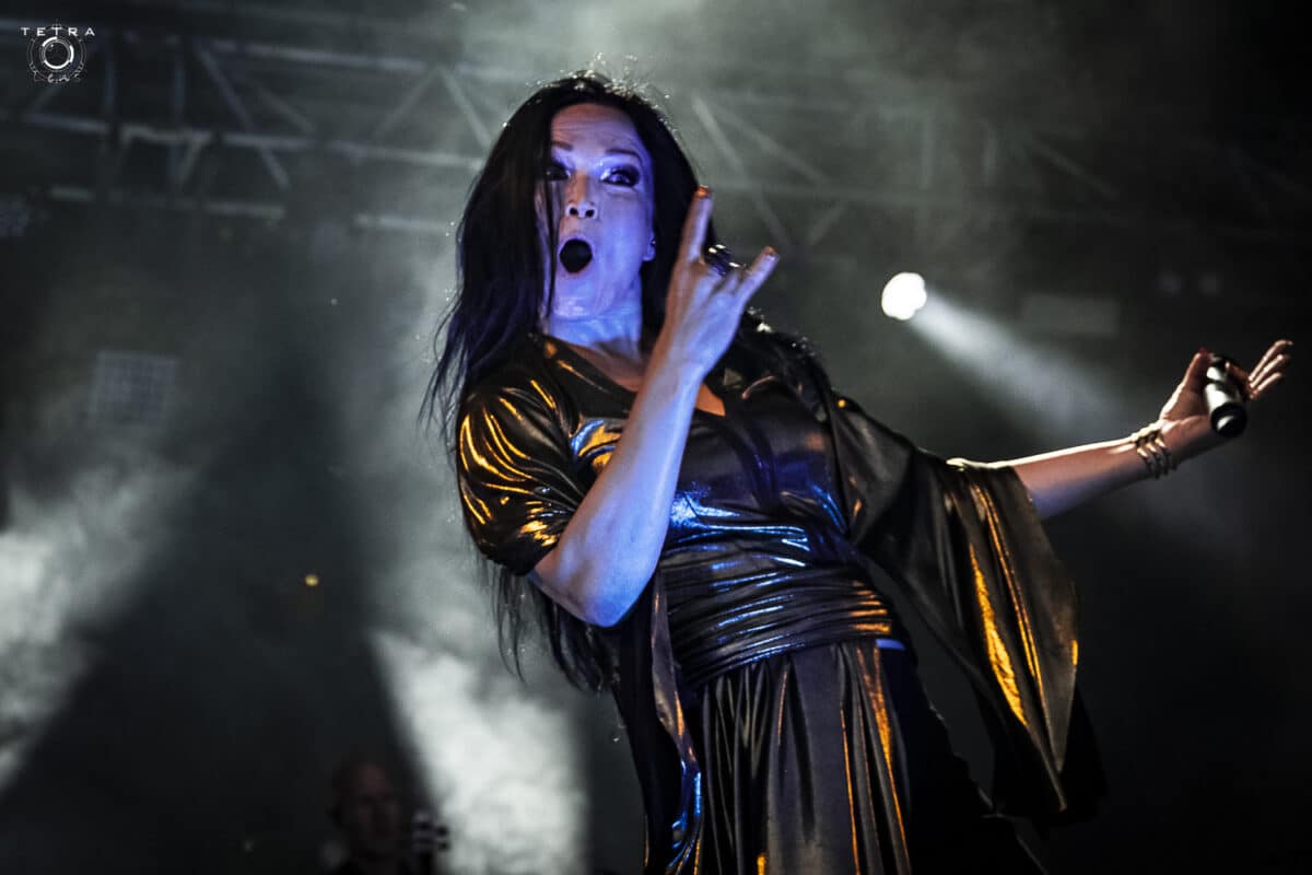 « Je ne m&rsquo;y attendais absolument pas. C&rsquo;était ignoble. » : 20 ans après, Tarja revient sur son éviction de Nightwish