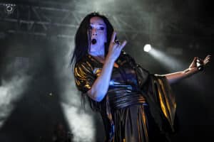 « Je ne m&rsquo;y attendais absolument pas. C&rsquo;était ignoble. » : 20 ans après, Tarja revient sur son éviction de Nightwish