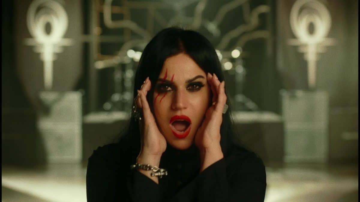Cristina Scabbia, de Lacuna Coil, déclare que « si être sexy est la seule chose que vous avez à offrir, c&rsquo;est un peu triste »