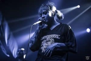 Emma Boster, la chanteuse de Dying Wish, se rétablit après s&rsquo;être coupé les tendons lors d&rsquo;un accident