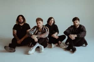 Thousand Below annonce son nouvel album, Hell Finds You Everywhere, et sort le single Sabotage