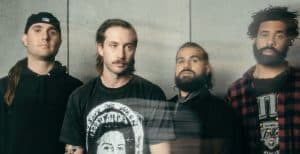 « Une lettre de haine à un monde devenu fou » : Volumes ouvre un nouveau chapitre avec Sidewinder, un single percutant et sans compromis